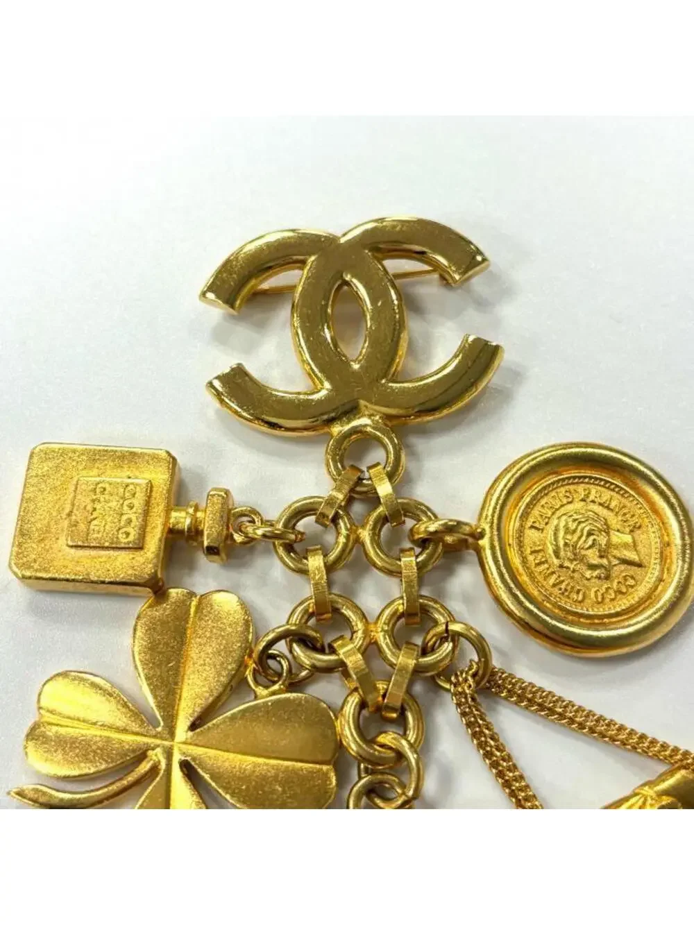 Chanel Cc Logo Brooch Metal #234138C16B